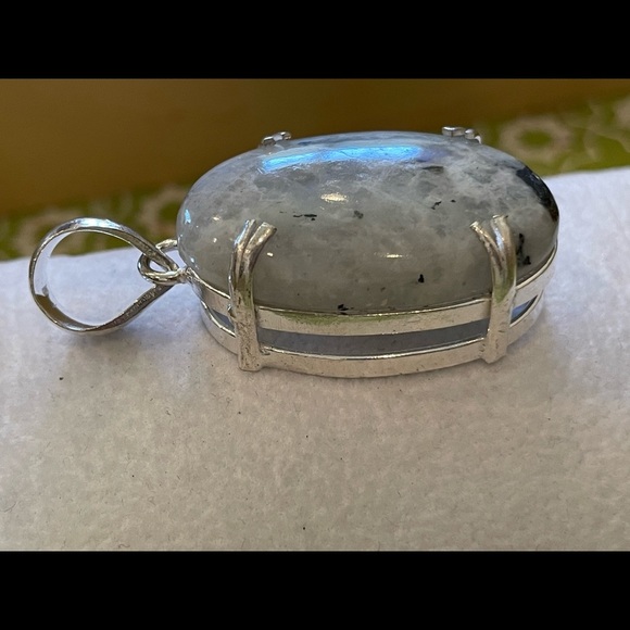 Natural Rainbow Moonstone Shimmering Iridescent Oval SS Plated Pendant - New - Picture 6 of 7